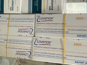thuốc Lovenox 40mg/0.4mg giá bao nhiêu mua ở đâu